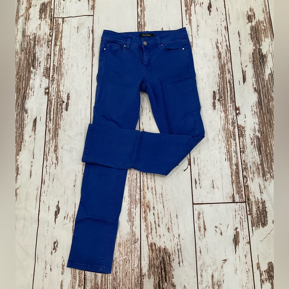 WHITE HOUSE BLACK MARKET SLIM ANKLE BLUE JEANS‎